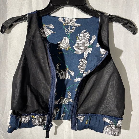 Floral Navy Sports Bra - Picture 4 of 7